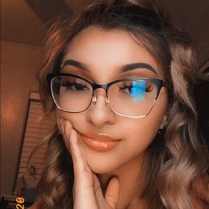 Meet your Posher, Bianca